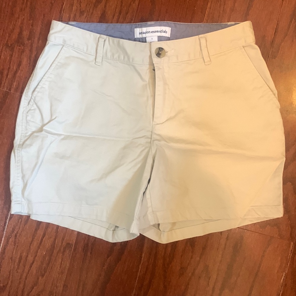 Amazon essentials shorts size 2